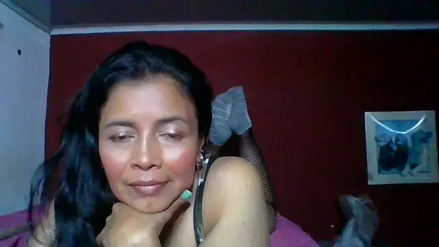 DianaOchoa  online show from October 12, 2025, 3:16 am