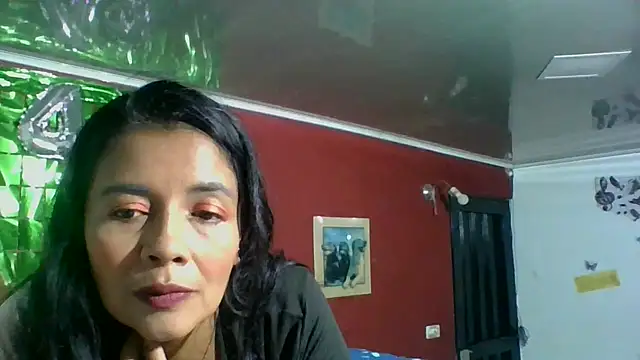 DianaOchoa  online show from October 16, 2025, 3:40 am