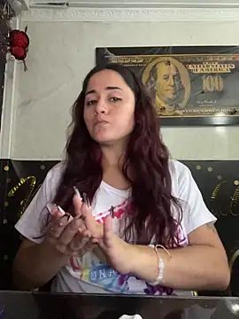 Snapshot of candy__fox_ chatting on October 23, 2025, 12:37 pm candy fox online show from October 23, 2025, 12:37 pm