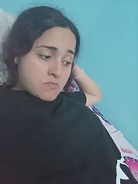 Snapshot of candy__fox_ chatting on December 20, 2025, 9:44 pm candy fox online show from December 20, 2025, 9:44 pm