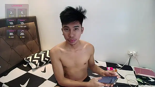 Snapshot of Ur_pinoyhotbrix chatting on March 11, 2026, 2:56 pm Ur pinoyhotbrix online show from March 11, 2026, 2:56 pm