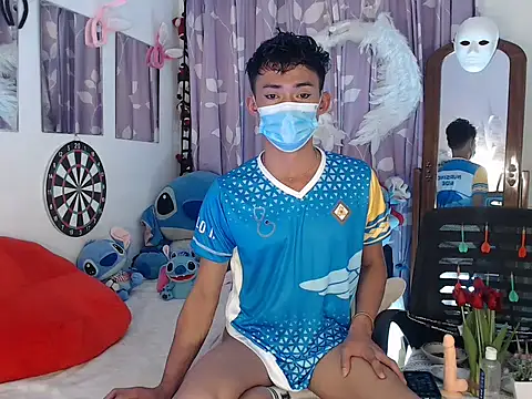 Snapshot of good_boy_in_bed chatting on September 30, 2025, 3:39 pm good boy in bed online show from September 30, 2025, 3:39 pm