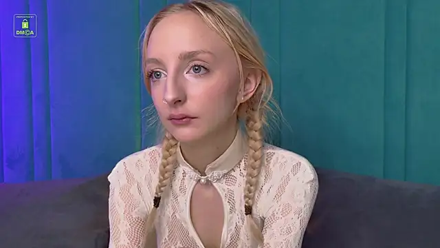 Snapshot of maya_snow chatting on October 31, 2025, 6:47 am maya snow online show from October 31, 2025, 6:47 am