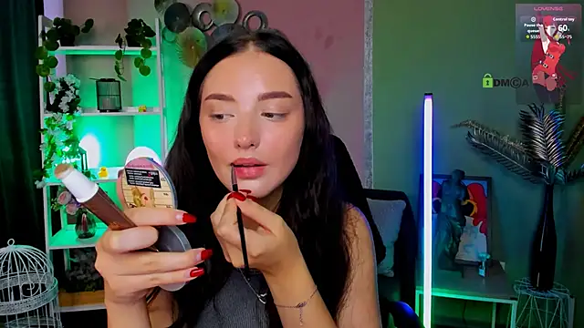 Snapshot of miki-niki chatting on October 8, 2025, 8:34 am miki-niki online show from October 8, 2025, 8:34 am