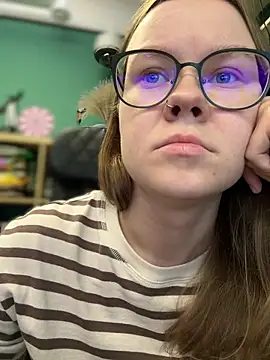  CherryBloom  online show from September 28, 2025, 8:52 am