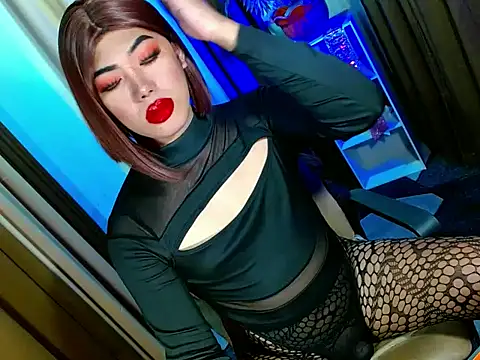 Snapshot of bigfattycocksonya27 chatting on October 13, 2025, 8:14 am bigfattycocksonya27 online show from October 13, 2025, 8:14 am