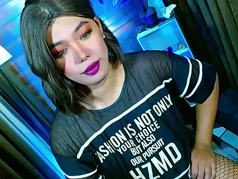 bigfattycocksonya27 online show from May 18, 2026, 6:08 am