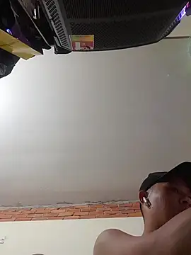 ducpham6565 online show from November 19, 2025, 12:38 pm