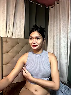 yourlovingperlita69 online show from January 17, 2026, 4:43 pm