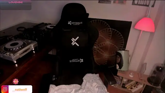 Snapshot of Nati____ chatting on February 3, 2026, 4:10 am Nati online show from February 3, 2026, 4:10 am