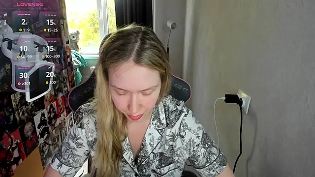 Snapshot of NicoleRiccii chatting on October 10, 2025, 1:32 pm NicoleRiccii online show from October 10, 2025, 1:32 pm