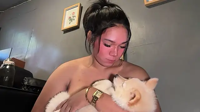 Snapshot of SimplyDark_Denice chatting on January 13, 2026, 1:22 am SimplyDark Denice online show from January 13, 2026, 1:22 am