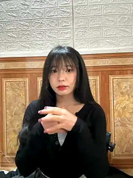 Snapshot of binejr chatting on December 2, 2025, 3:23 am binejr online show from December 2, 2025, 3:23 am