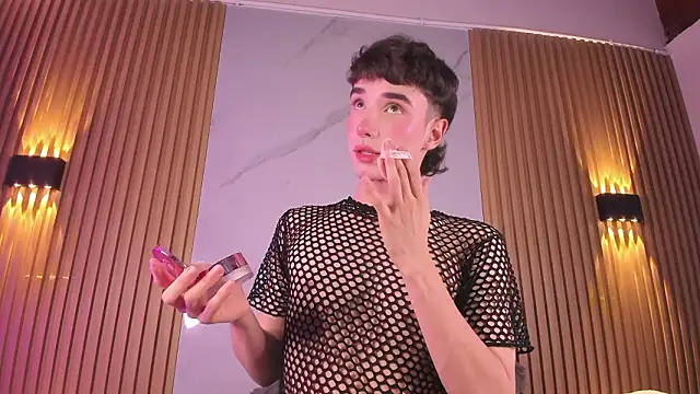 Snapshot of austin_rouse chatting on January 31, 2026, 8:07 pm austin rouse online show from January 31, 2026, 8:07 pm