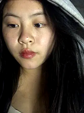 Tiiahpu online show from November 30, 2025, 9:30 pm