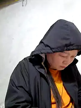 yoowwmr online show from November 29, 2025, 1:58 pm