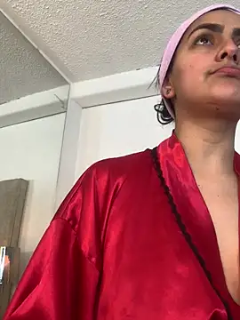 Snapshot of CamiJone chatting on March 5, 2026, 11:45 pm CamiJone online show from March 5, 2026, 11:45 pm