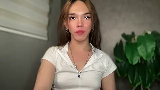 Snapshot of Misselliefayexxx chatting on January 12, 2026, 1:00 am Misselliefayexxx online show from January 12, 2026, 1:00 am