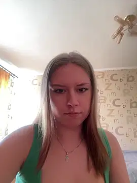 Snapshot of Tomyris_yuki chatting on February 21, 2026, 10:49 am Tomyris yuki online show from February 21, 2026, 10:49 am