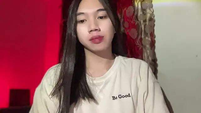 Snapshot of kat_mire chatting on November 11, 2025, 6:19 pm kat mire online show from November 11, 2025, 6:19 pm