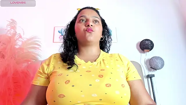 Snapshot of _aithanaa_ chatting on November 4, 2025, 7:24 pm aithanaa online show from November 4, 2025, 7:24 pm