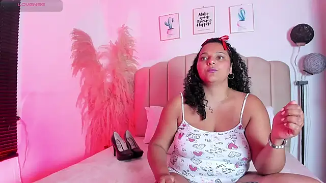 Snapshot of _aithanaa_ chatting on November 7, 2025, 7:14 pm aithanaa online show from November 7, 2025, 7:14 pm