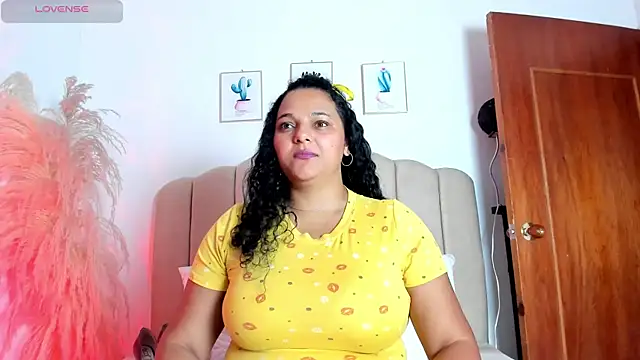 Snapshot of _aithanaa_ chatting on November 18, 2025, 7:18 pm aithanaa online show from November 18, 2025, 7:18 pm