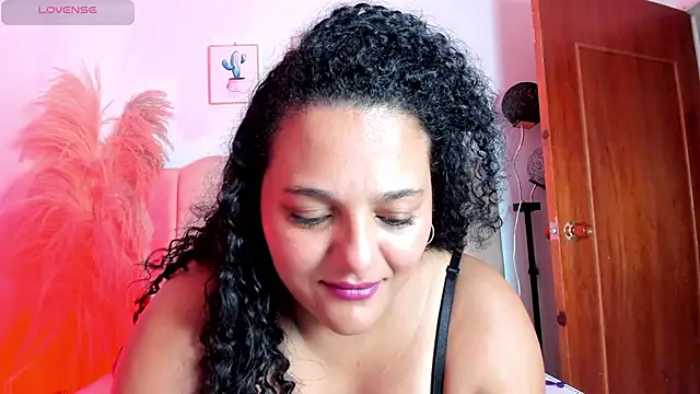 Snapshot of _aithanaa_ chatting on November 21, 2025, 7:01 pm aithanaa online show from November 21, 2025, 7:01 pm