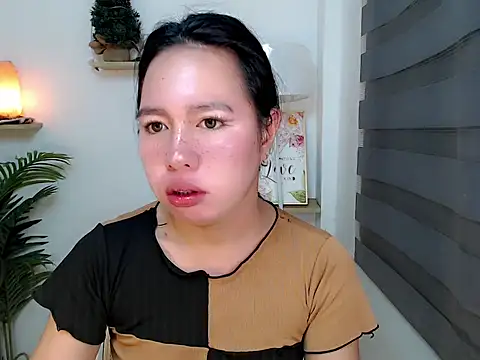 kimbratx online show from November 21, 2025, 11:03 pm