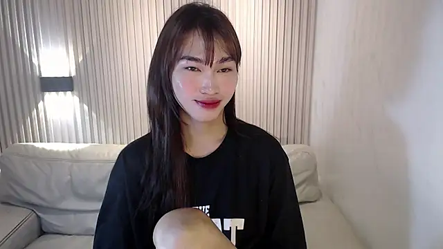 lovelychanel69xx online show from December 18, 2025, 1:22 am