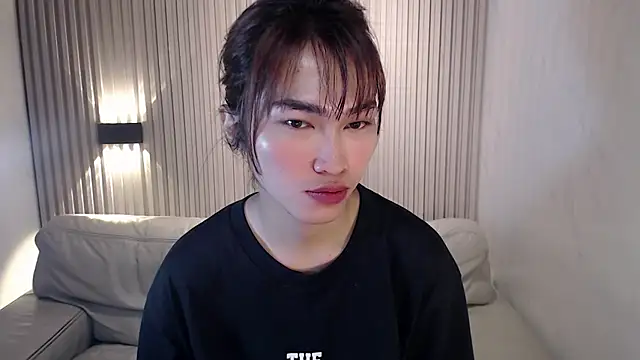 lovelychanel69xx online show from December 18, 2025, 11:44 pm