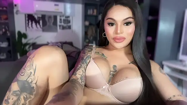 unbotheredPrincess online show from May 11, 2026, 12:22 pm