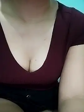 Snapshot of Gi_uu2 chatting on September 12, 2025, 2:00 am Gi uu2 online show from September 12, 2025, 2:00 am