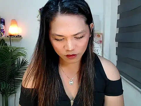 Snapshot of scarlett_brownx69 chatting on February 5, 2026, 5:45 am scarlett brownx69 online show from February 5, 2026, 5:45 am