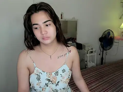 Snapshot of Alovelydoll_nica chatting on February 14, 2026, 12:29 am Alovelydoll nica online show from February 14, 2026, 12:29 am