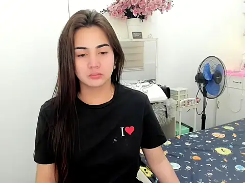 Snapshot of Alovelydoll_nica chatting on February 16, 2026, 11:50 am Alovelydoll nica online show from February 16, 2026, 11:50 am