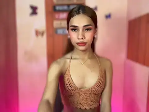 Snapshot of Lovelynikki03 chatting on September 20, 2025, 6:58 am Lovelynikki03 online show from September 20, 2025, 6:58 am