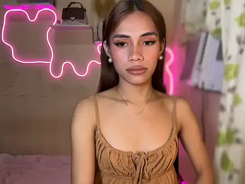 Snapshot of Lovelynikki03 chatting on September 26, 2025, 5:17 pm Lovelynikki03 online show from September 26, 2025, 5:17 pm