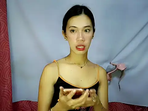 Snapshot of Ayabell123 chatting on July 4, 2026, 8:42 am Ayabell123 online show from July 4, 2026, 8:42 am