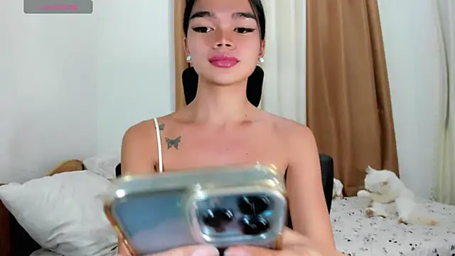 kendall petite18 online show from July 9, 2026, 7:07 pm