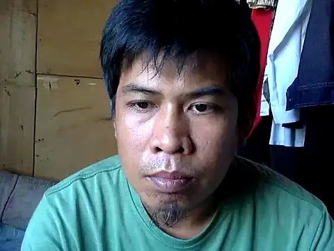 Snapshot of SteveFoxxe chatting on September 30, 2025, 11:43 pm SteveFoxxe online show from September 30, 2025, 11:43 pm