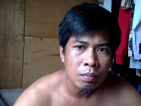 Snapshot of SteveFoxxe chatting on October 10, 2025, 8:24 am SteveFoxxe online show from October 10, 2025, 8:24 am