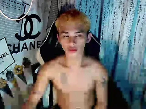 Snapshot of asianhardcock25 chatting on January 8, 2026, 4:48 am asianhardcock25 online show from January 8, 2026, 4:48 am