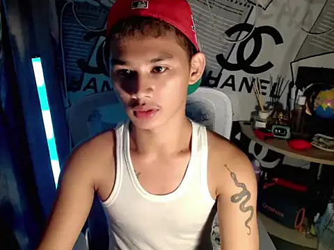 Snapshot of asianhardcock25 chatting on February 4, 2026, 2:23 pm asianhardcock25 online show from February 4, 2026, 2:23 pm