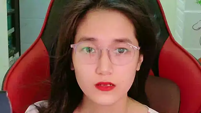 Snapshot of Shulee21 chatting on September 17, 2025, 3:19 am Shulee21 online show from September 17, 2025, 3:19 am