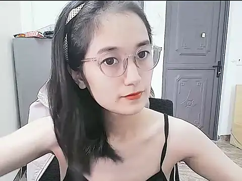 Snapshot of Shulee21 chatting on October 11, 2025, 3:50 am Shulee21 online show from October 11, 2025, 3:50 am