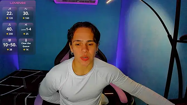 Snapshot of Maximiliano_scoott__ chatting on October 3, 2025, 6:49 pm Maximiliano scoott online show from October 3, 2025, 6:49 pm
