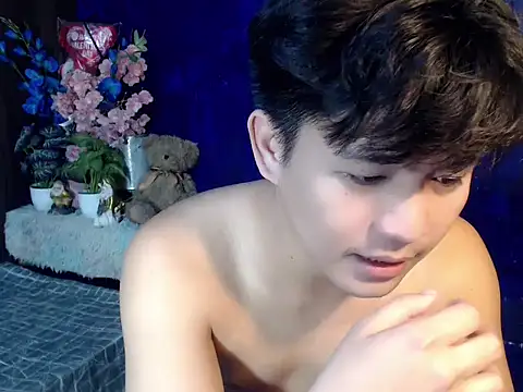 Snapshot of Albertx_Destroyer69 chatting on March 12, 2026, 12:17 am Albertx Destroyer69 online show from March 12, 2026, 12:17 am