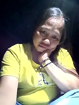 Phiphi135 online show from April 8, 2026, 1:33 pm