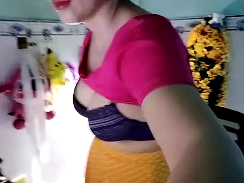 Snapshot of emgaixinhngoan chatting on September 14, 2025, 4:22 am emgaixinhngoan online show from September 14, 2025, 4:22 am